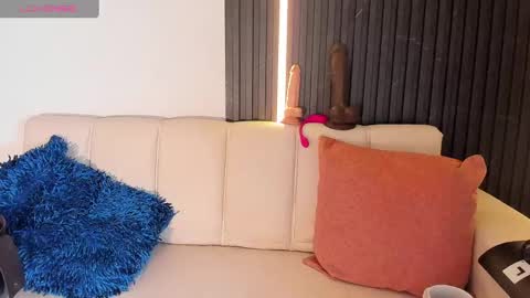 gabrielaa_miller_ online show from September 18, 8:00 pm