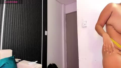 gabrielaa_miller_ online show from November 24, 7:13 pm