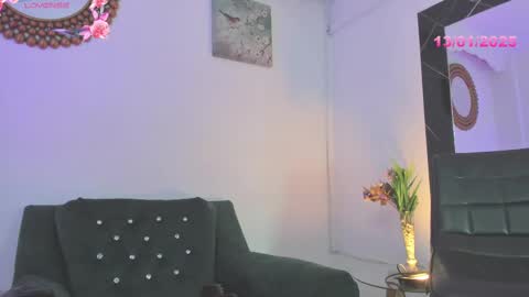 gabrielahot75 online show from January 13, 4:08 pm