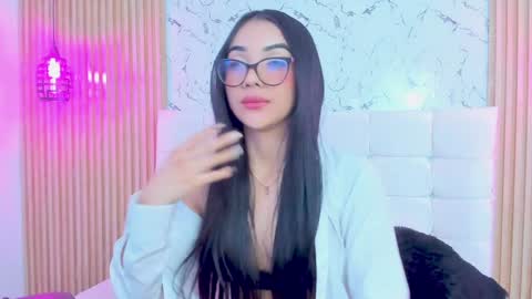 Gabriela Evans MS online show from January 18, 5:10 am