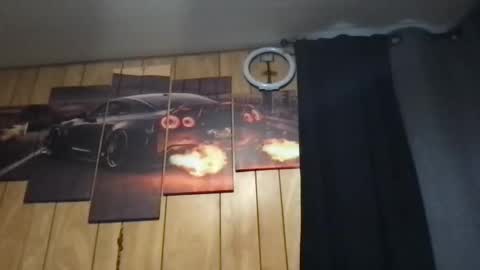 Snapshot of gabriell85 chatting on December 17, 8:15 pm the witchman online show from December 17, 8:15 pm