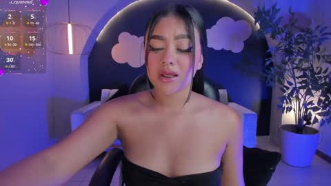 Gabriella Lee online show from February 5, 7:29 am