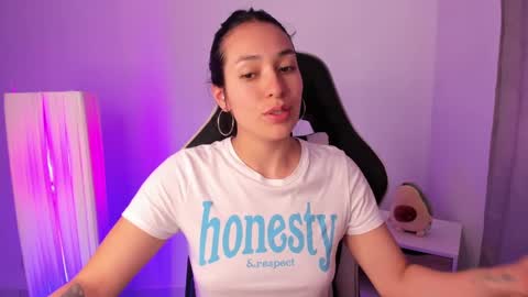 Gabriela online show from January 24, 8:54 pm