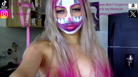 gabygumms online show from September 21, 2:08 pm