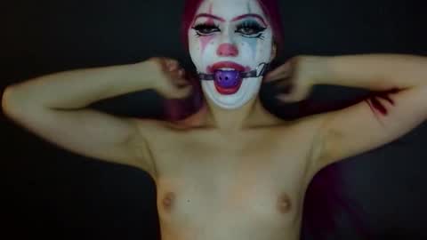 gabygumms online show from November 11, 6:46 am