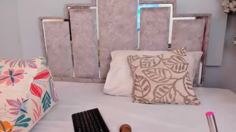 gabyyjones online show from February 27, 11:20 am