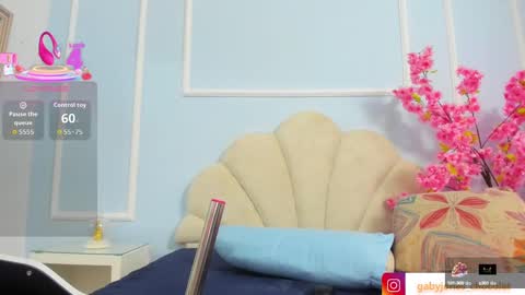 gabyyjones online show from September 11, 9:09 am