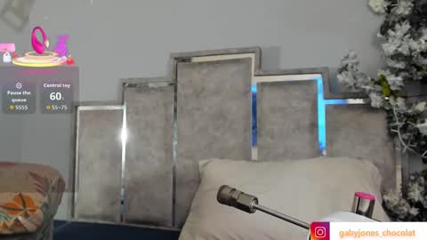 gabyyjones online show from September 18, 12:29 pm