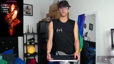 Snapshot of gael_jones chatting on September 9, 6:13 am gael_jones online show from September 9, 6:13 am