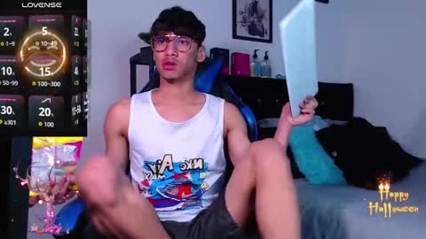 Snapshot of gael_jones chatting on October 21, 6:25 am gael_jones online show from October 21, 6:25 am