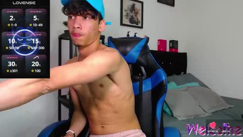 Snapshot of gael_jones chatting on November 5, 4:12 am gael_jones online show from November 5, 4:12 am