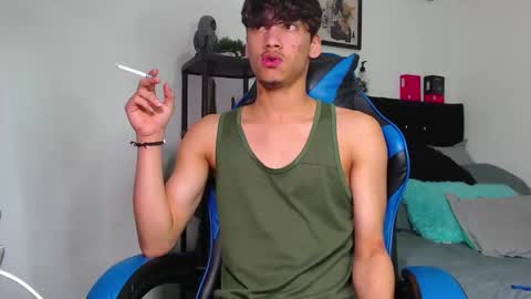 Snapshot of gael_jones chatting on November 13, 4:11 am gael_jones online show from November 13, 4:11 am