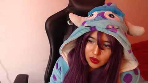 Snapshot of gakomenoshida chatting on November 13, 8:19 pm Kate 3 online show from November 13, 8:19 pm