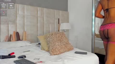  Gale  online show from December 31, 4:06 am