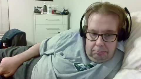 Gary online show from October 6, 1:25 am