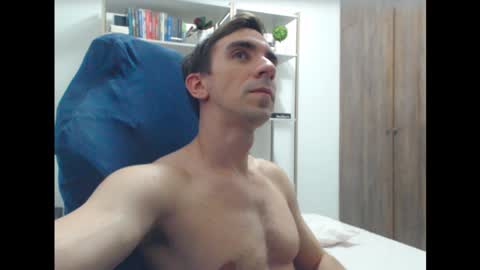 gatosarado23 online show from January 19, 7:36 am