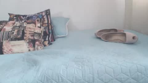 Snapshot of gatosex70 chatting on February 14, 4:41 pm Lucy Fernanda online show from February 14, 4:41 pm