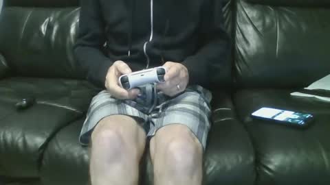 Snapshot of geeezer64 chatting on January 4, 2:46 am geeezer64 online show from January 4, 2:46 am