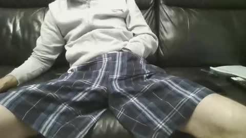 Snapshot of geeezer64 chatting on December 1, 1:32 am geeezer64 online show from December 1, 1:32 am