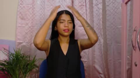 Snapshot of gema_shiny chatting on September 20, 1:06 am gema_shiny online show from September 20, 1:06 am