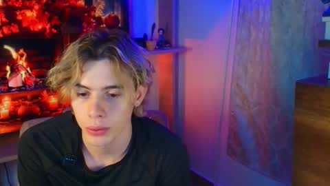 Snapshot of gemdominus chatting on October 11, 4:44 am Gem Dominus online show from October 11, 4:44 am