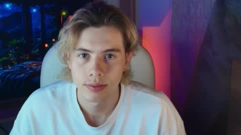 Snapshot of gemdominus chatting on November 3, 1:19 am Gem Dominus online show from November 3, 1:19 am