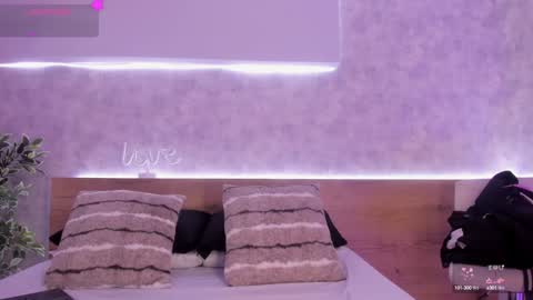 geminis muentes online show from January 12, 3:17 am