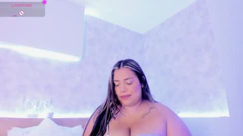 geminis muentes online show from February 3, 3:31 am