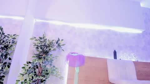 geminis muentes online show from February 4, 6:36 am