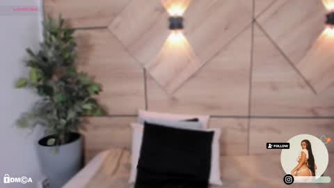    online show from February 4, 10:55 pm