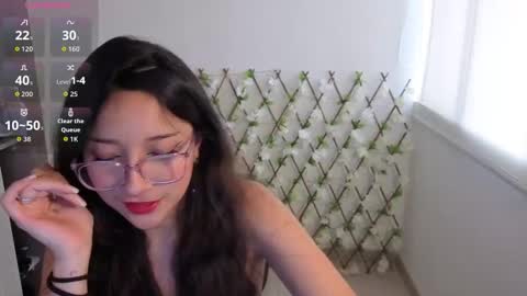 Snapshot of genet_ chatting on November 23, 7:57 pm genet_ online show from November 23, 7:57 pm