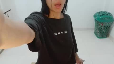 Genoveva online show from December 20, 9:49 am