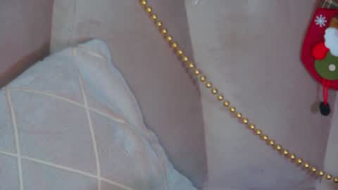 Snapshot of gentlerossi chatting on December 25, 3:06 pm GentleRossi online show from December 25, 3:06 pm