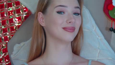 Snapshot of gentlerossi chatting on December 28, 10:34 pm GentleRossi online show from December 28, 10:34 pm