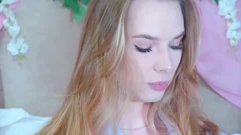 Snapshot of gentlerossi chatting on September 16, 3:02 pm GentleRossi online show from September 16, 3:02 pm