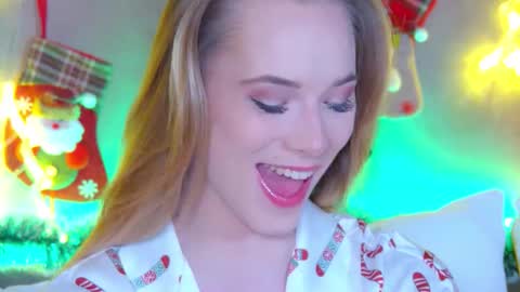 Snapshot of gentlerossi chatting on November 26, 5:03 pm GentleRossi online show from November 26, 5:03 pm