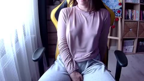 Snapshot of georgiapeachgirl chatting on November 17, 7:25 am Melissa online show from November 17, 7:25 am