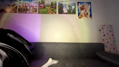 Amelia online show from October 10, 8:30 pm