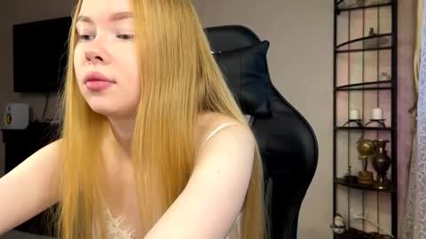 Amelia online show from November 29, 5:10 am