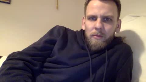 Snapshot of german28f chatting on December 22, 4:17 pm german28f online show from December 22, 4:17 pm