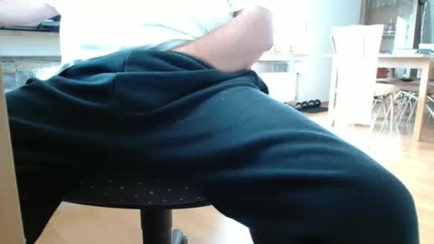 germanandy71 online show from September 11, 9:09 am