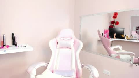 Snapshot of ghanimastrom chatting on February 16, 1:58 am Danna Astrom online show from February 16, 1:58 am