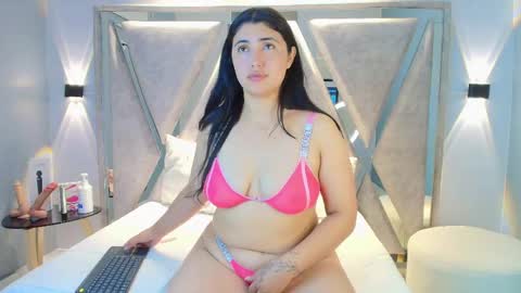 Snapshot of ghanimastrom chatting on September 10, 11:49 pm Danna Astrom online show from September 10, 11:49 pm