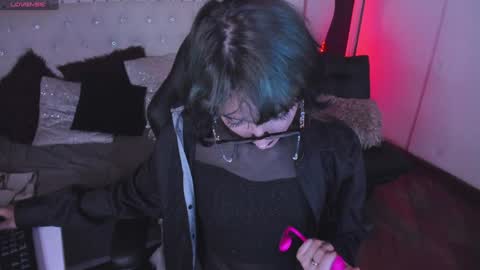 Snapshot of ghosty_doll chatting on January 28, 8:04 pm Allison online show from January 28, 8:04 pm