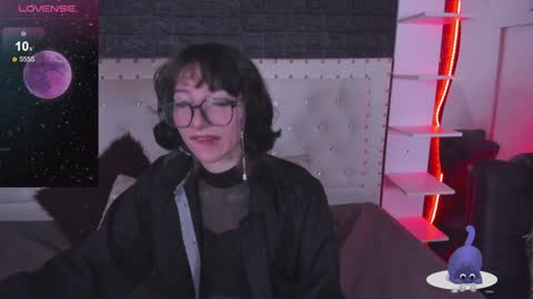 Snapshot of ghosty_doll chatting on January 28, 11:07 pm Allison online show from January 28, 11:07 pm