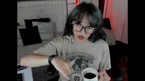 Snapshot of ghosty_doll chatting on February 1, 4:11 pm Allison online show from February 1, 4:11 pm