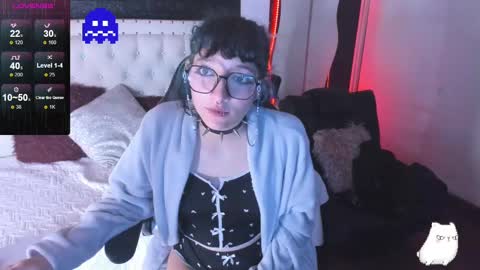 Snapshot of ghosty_doll chatting on March 7, 11:38 pm Allison online show from March 7, 11:38 pm