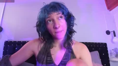 Snapshot of ghosty_doll chatting on September 20, 6:31 pm Allison online show from September 20, 6:31 pm