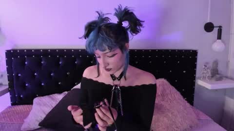 Snapshot of ghosty_doll chatting on September 25, 7:06 pm Allison online show from September 25, 7:06 pm