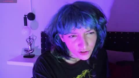 Snapshot of ghosty_doll chatting on September 29, 3:17 pm Allison online show from September 29, 3:17 pm